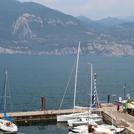 Hotel Danieli La Castellana Lago Di Garda Brenzone sul Garda Exterior foto