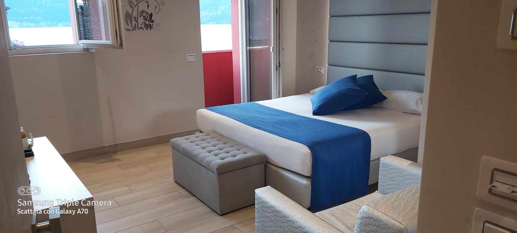 Hotel Danieli La Castellana Lago Di Garda Brenzone sul Garda Exterior foto